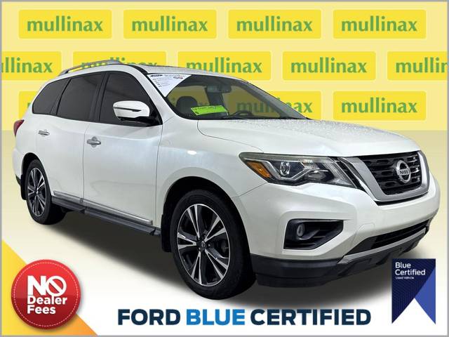 2018 Nissan Pathfinder Platinum FWD photo