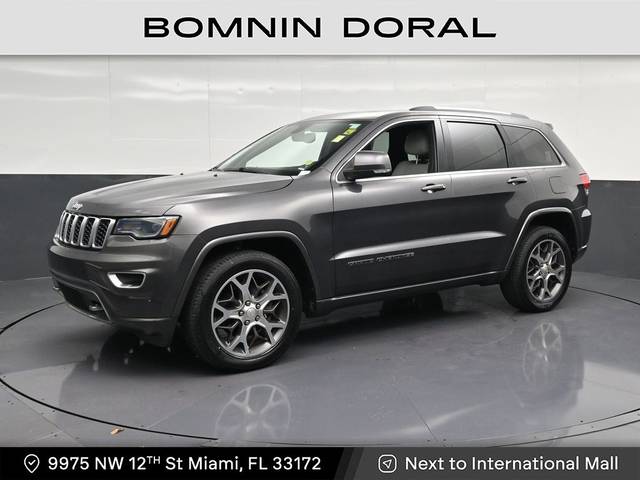 2018 Jeep Grand Cherokee Sterling Edition RWD photo