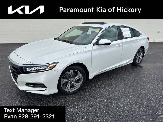 2018 Honda Accord EX-L 2.0T FWD photo