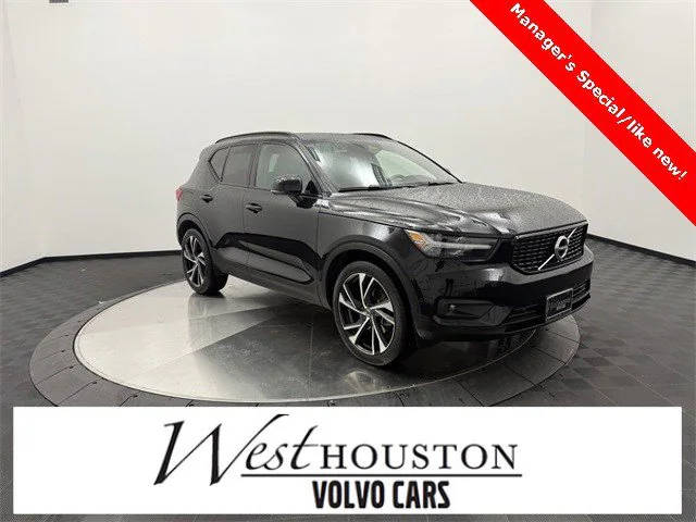 2019 Volvo XC40 R-Design AWD photo