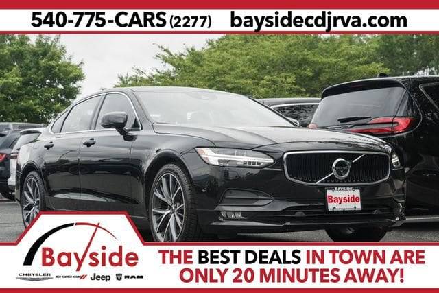 2018 Volvo S90 Momentum AWD photo