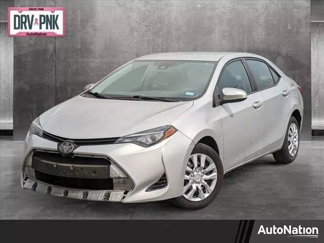2017 Toyota Corolla LE FWD photo