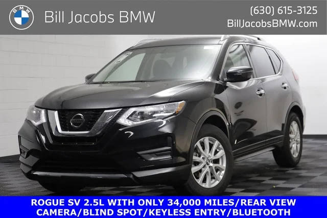 2017 Nissan Rogue SV FWD photo