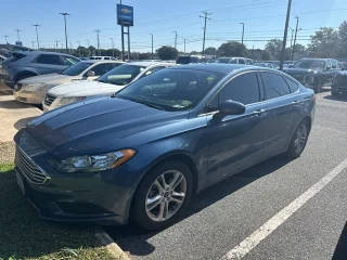 2018 Ford Fusion SE FWD photo