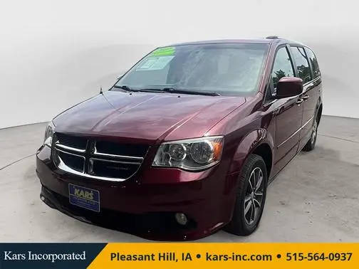2017 Dodge Grand Caravan SXT FWD photo