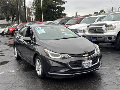 2017 Chevrolet Cruze LT FWD photo