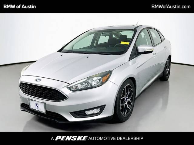 2017 Ford Focus SEL FWD photo