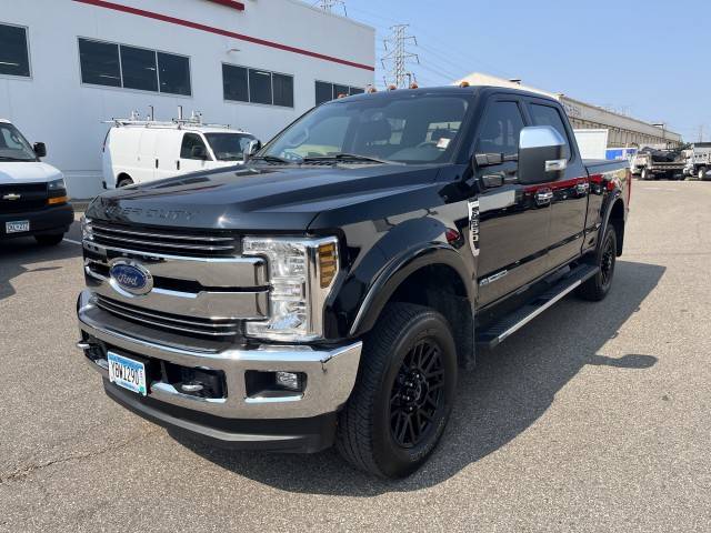 2018 Ford F-350 Super Duty LARIAT 4WD photo