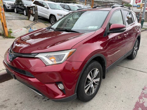 2018 Toyota RAV4 XLE AWD photo