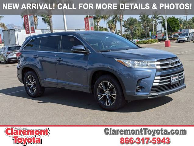 2018 Toyota Highlander LE FWD photo