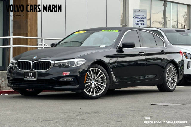 2018 BMW 5 Series 530e iPerformance RWD photo