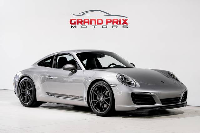 2018 Porsche 911 Carrera T RWD photo