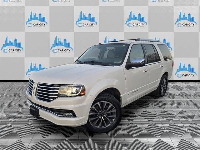 2017 Lincoln Navigator Select 4WD photo