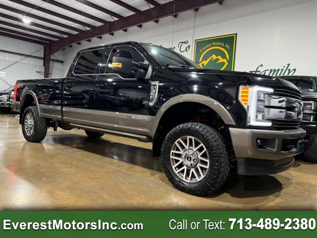 2018 Ford F-350 Super Duty King Ranch 4WD photo