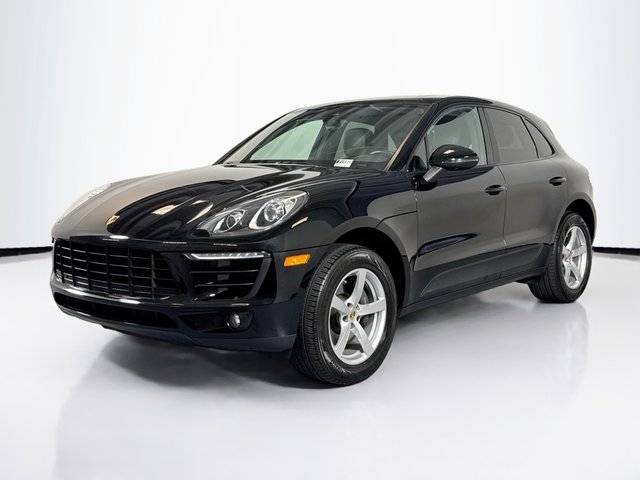 2018 Porsche Macan AWD photo