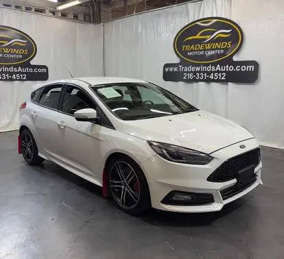 2018 Ford Focus ST FWD photo