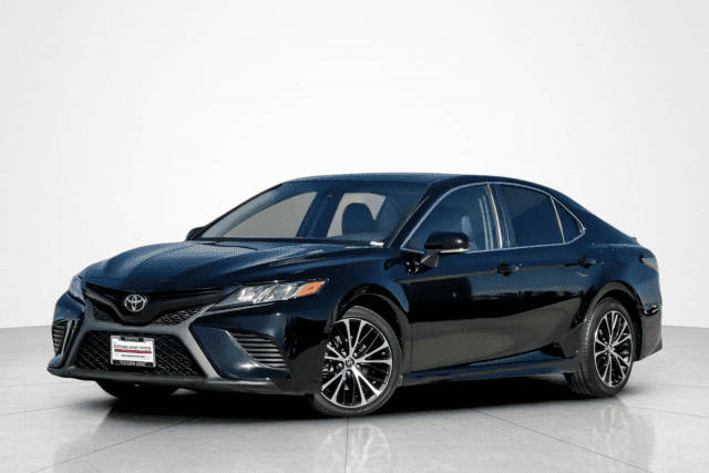 2018 Toyota Camry SE FWD photo