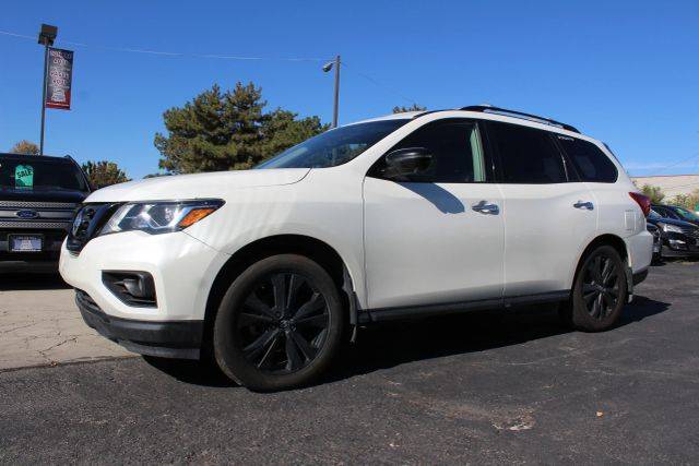2018 Nissan Pathfinder SL 4WD photo