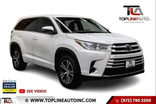 2018 Toyota Highlander LE FWD photo