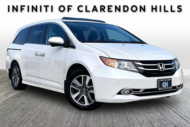 2016 Honda Odyssey Touring FWD photo
