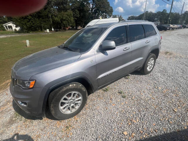 2018 Jeep Grand Cherokee Laredo E 4WD photo