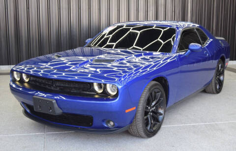 2018 Dodge Challenger SXT RWD photo