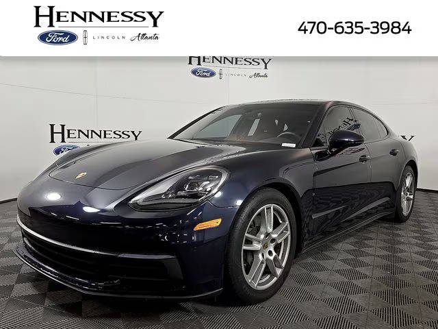 2018 Porsche Panamera 4 AWD photo