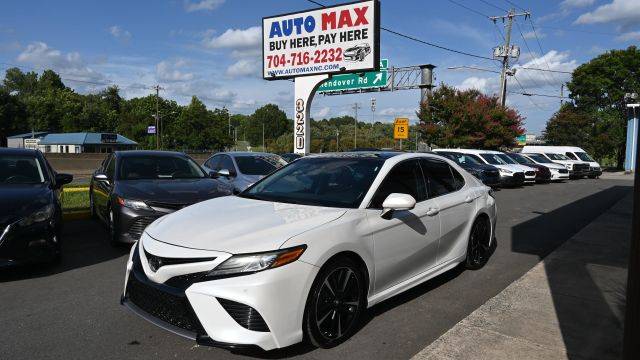 2018 Toyota Camry XSE V6 FWD photo