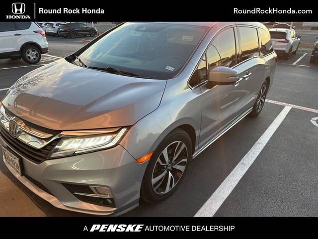 2018 Honda Odyssey Elite FWD photo