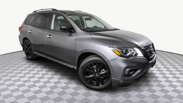 2018 Nissan Pathfinder SL FWD photo