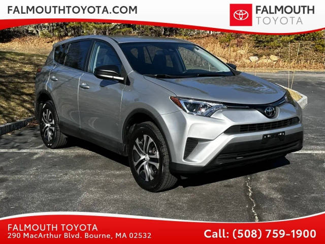 2018 Toyota RAV4 LE AWD photo