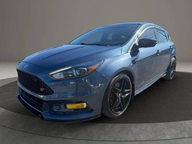 2018 Ford Focus ST FWD photo