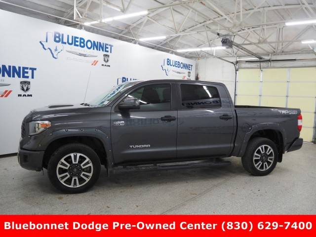 2018 Toyota Tundra SR5 4WD photo
