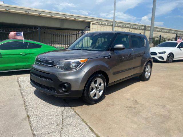 2018 Kia Soul Base FWD photo
