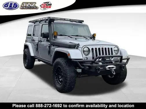 2015 Jeep Wrangler Unlimited Sahara 4WD photo