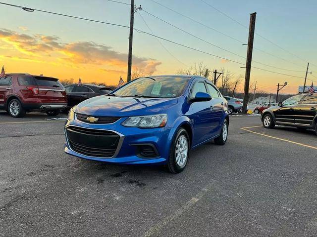 2018 Chevrolet Sonic LT FWD photo