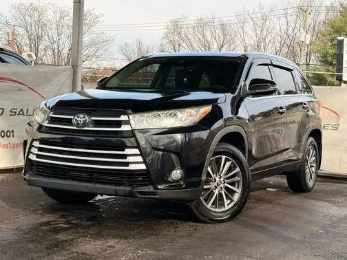 2018 Toyota Highlander XLE AWD photo