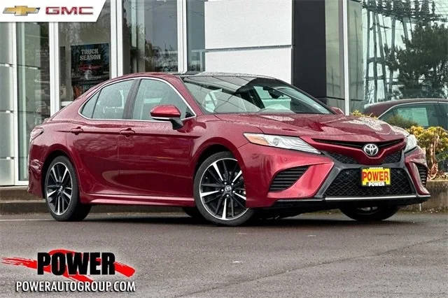 2018 Toyota Camry XSE FWD photo