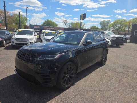 2018 Land Rover Range Rover Velar R-Dynamic SE AWD photo