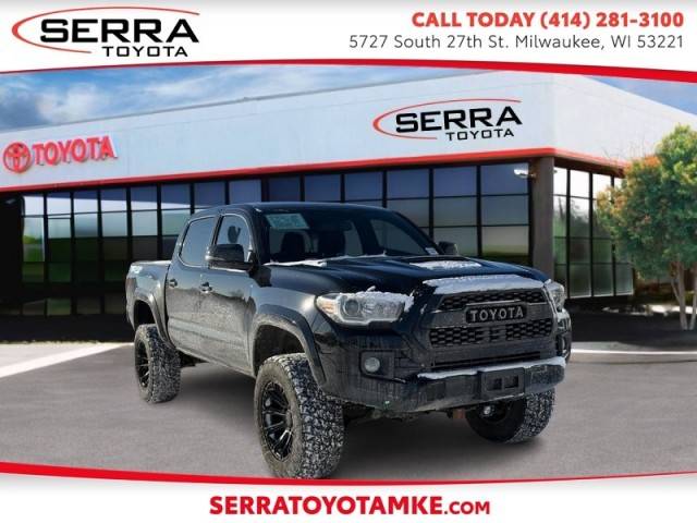 2016 Toyota Tacoma TRD Sport 4WD photo