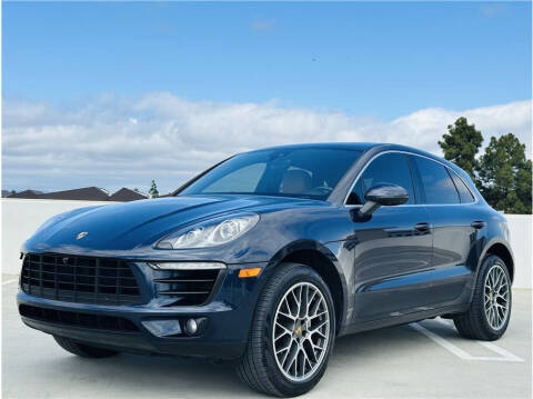 2018 Porsche Macan S AWD photo