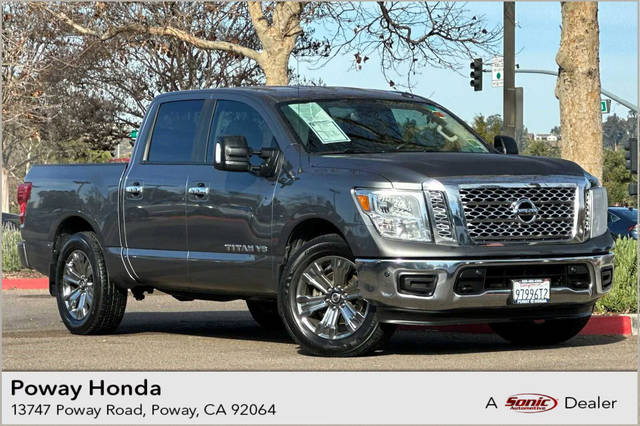 2018 Nissan Titan SV RWD photo