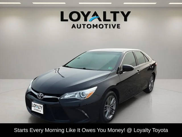 2015 Toyota Camry SE FWD photo