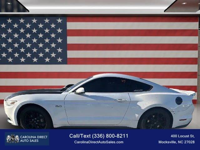 2015 Ford Mustang GT Premium RWD photo