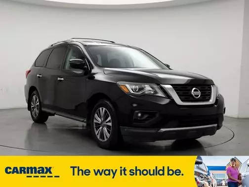 2018 Nissan Pathfinder SV FWD photo