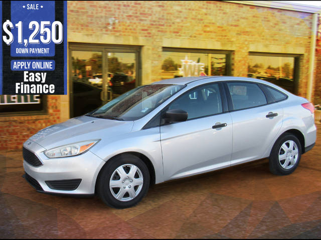 2018 Ford Focus S FWD photo