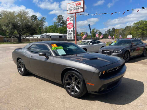 2018 Dodge Challenger SXT Plus RWD photo