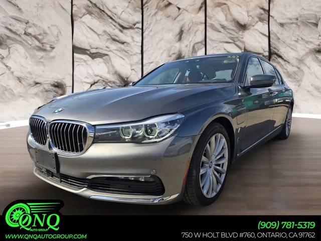 2018 BMW 7 Series 740e xDrive iPerformance AWD photo