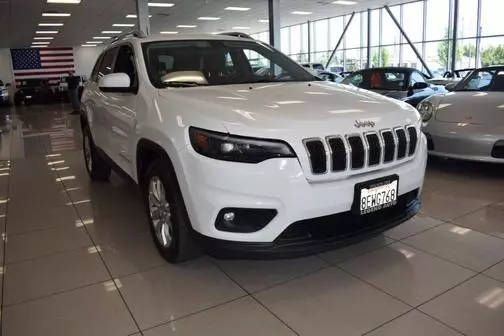 2019 Jeep Cherokee Latitude FWD photo