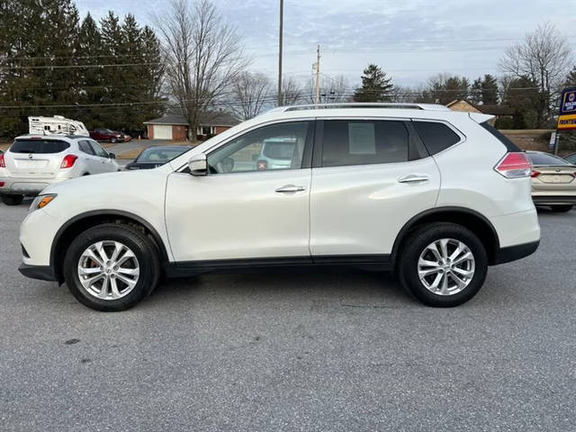 2015 Nissan Rogue SV AWD photo